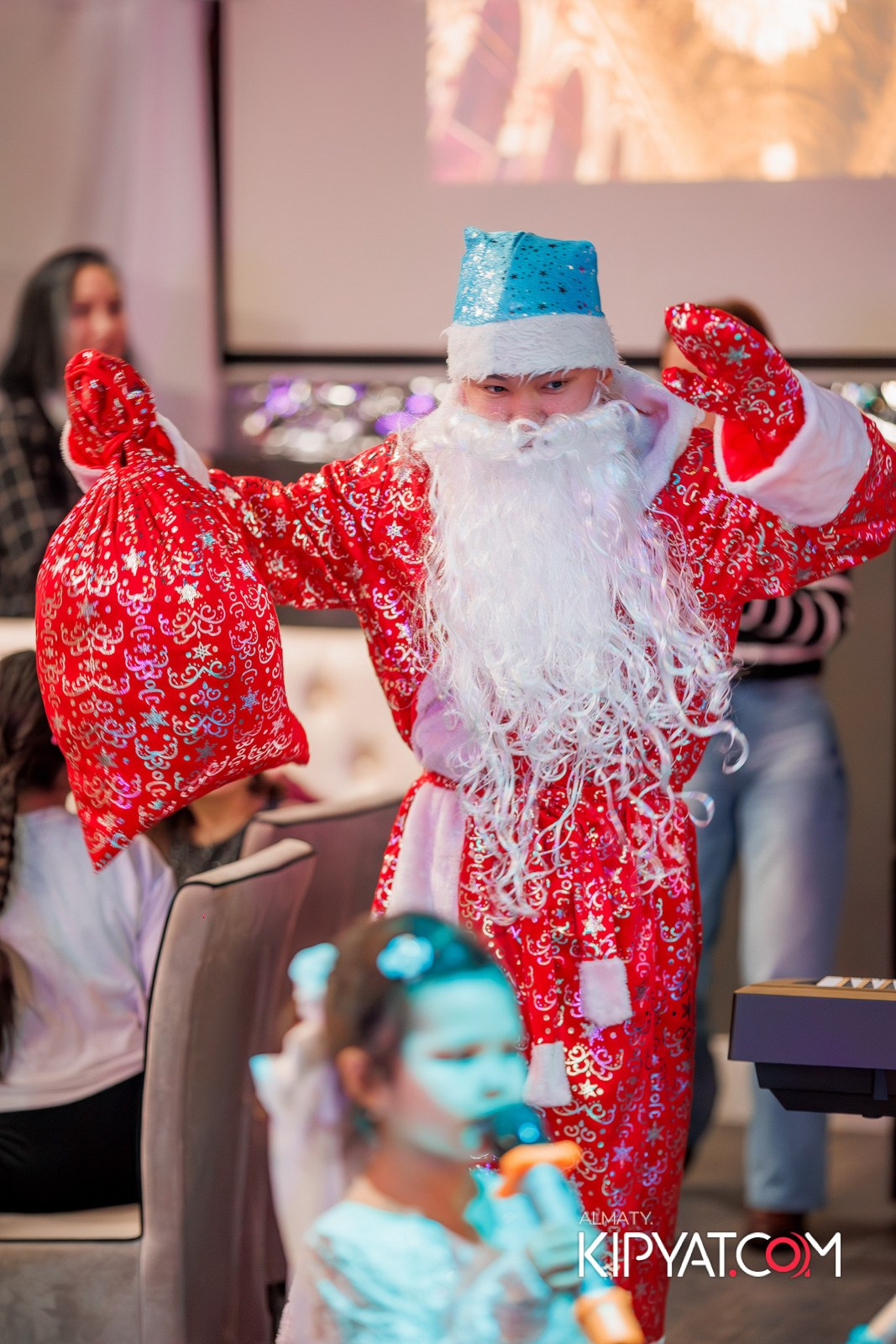 НОВОГОДНИЙ ОТЧЕТНЫЙ КОНЦЕРТ МУЗЫКАЛЬНОЙ ШКОЛЫ «SOULWAY». КИПЯТКОМ АЛМАТЫ!