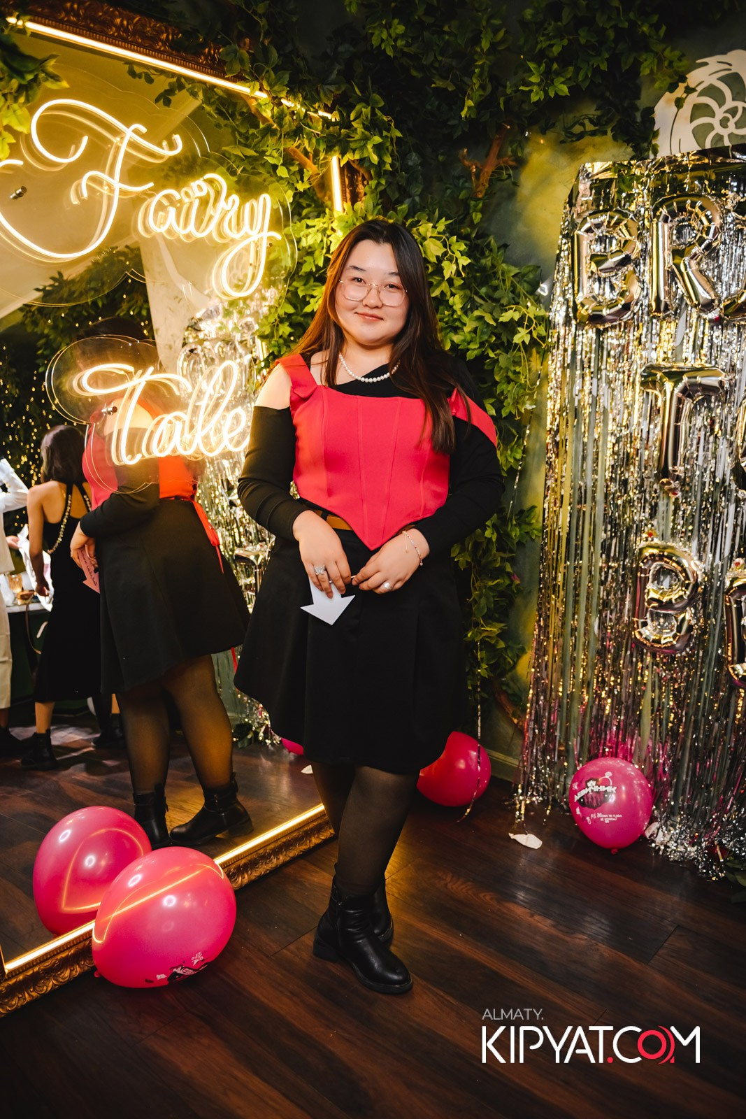 УХО И МЕДВЕДЬ НА САИНА. КИПЯТКОМ АЛМАТЫ! Фотосъемка мероприятий в Алматы