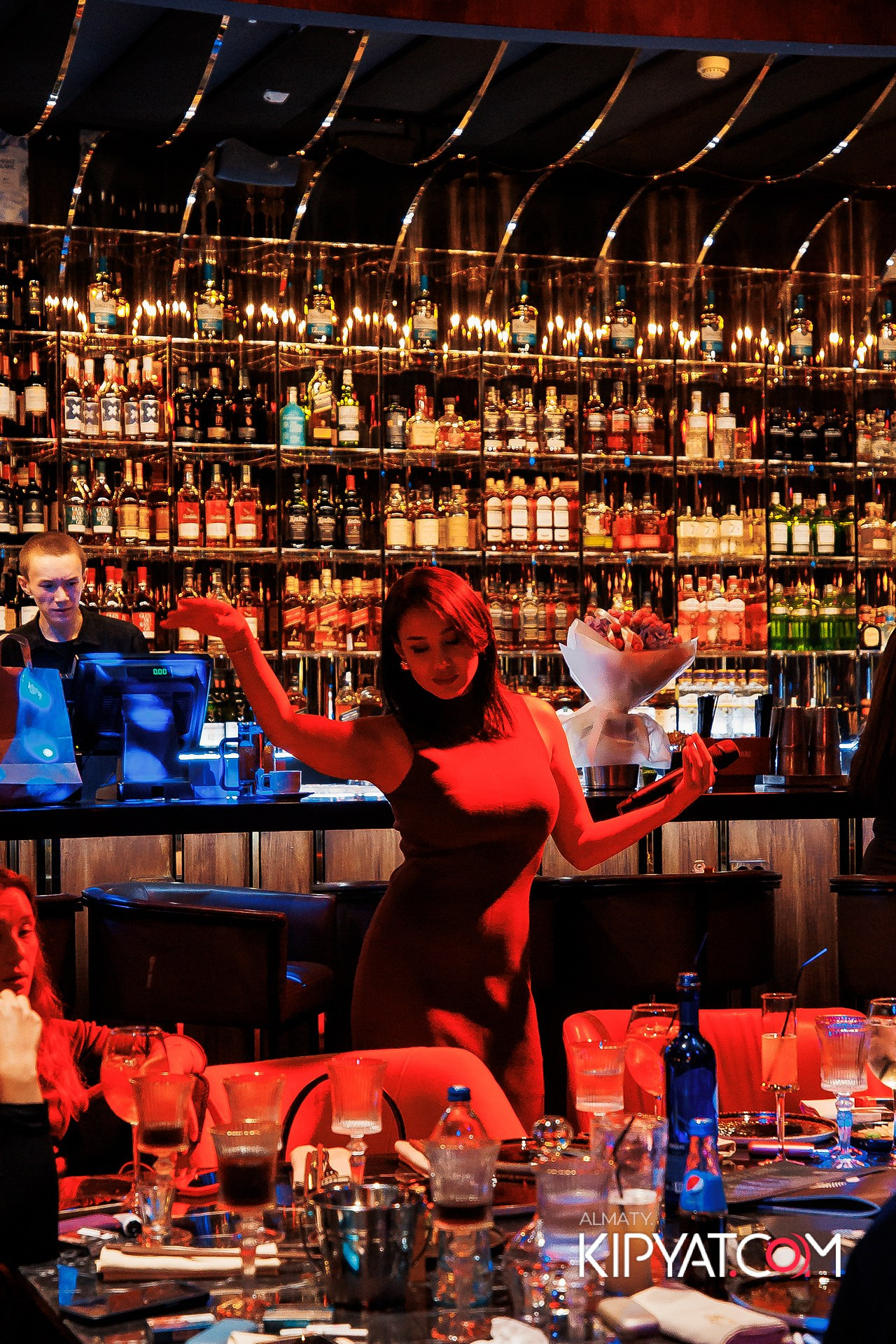 MOOD KARAOKE & TERRACE. КИПЯТКОМ АЛМАТЫ!