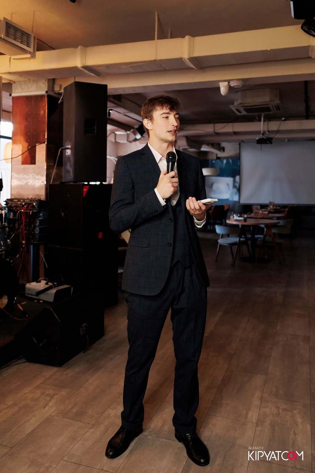 ПИНТА НА СЕЙФУЛЛИНА. КИПЯТКОМ АЛМАТЫ! Фотосъемка мероприятий в Алматы