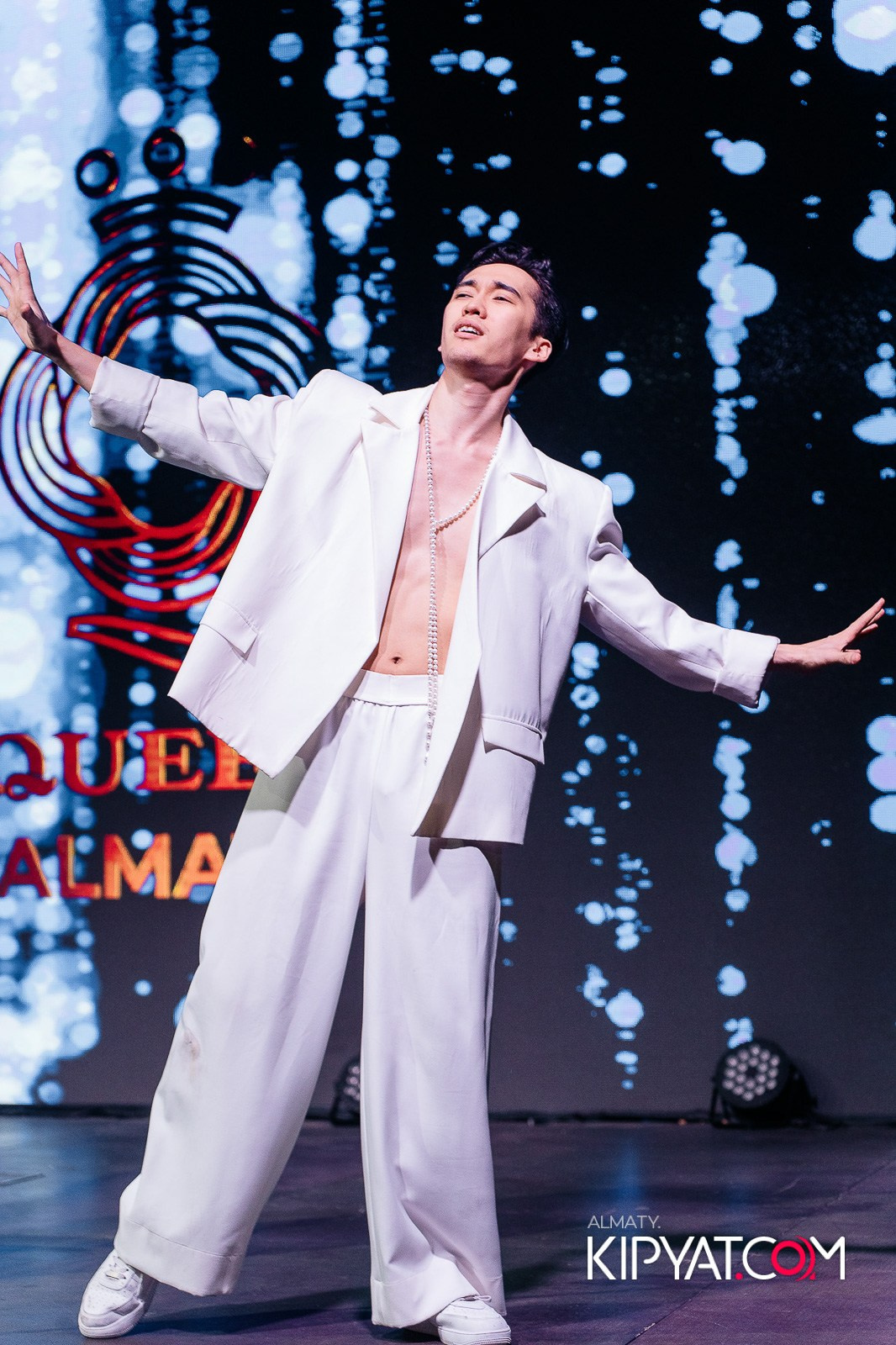 QUEEN. КИПЯТКОМ АЛМАТЫ!