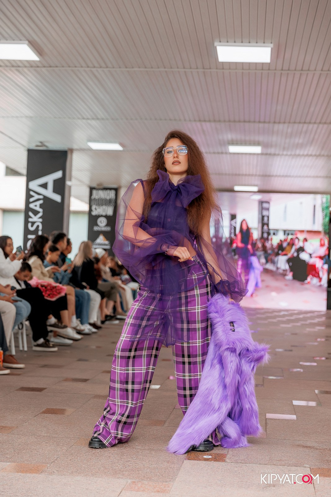 JUNIOR FASHION SHOW. КИПЯТКОМ АЛМАТЫ!