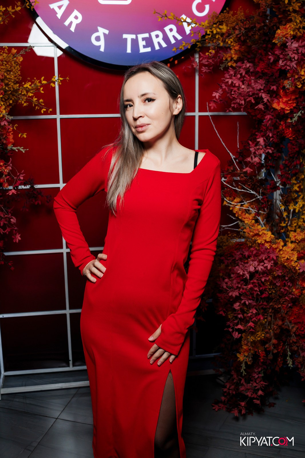 FRIENDS BAR & TERRACE. КИПЯТКОМ АЛМАТЫ!