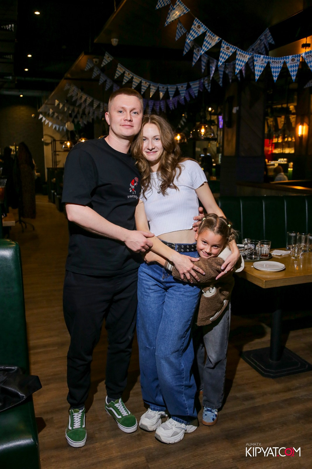 OKTOBERFEST — ПИНТА НА АЛТЫНСАРИНА. КИПЯТКОМ АЛМАТЫ!