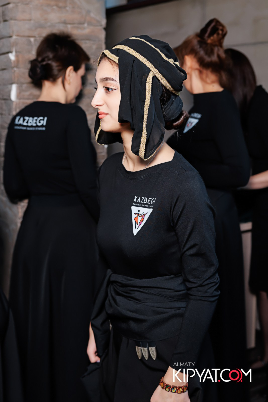 BLOCKBUSTER ТАНЦЕВАЛЬНАЯ АКАДЕМИЯ. КИПЯТКОМ АЛМАТЫ!