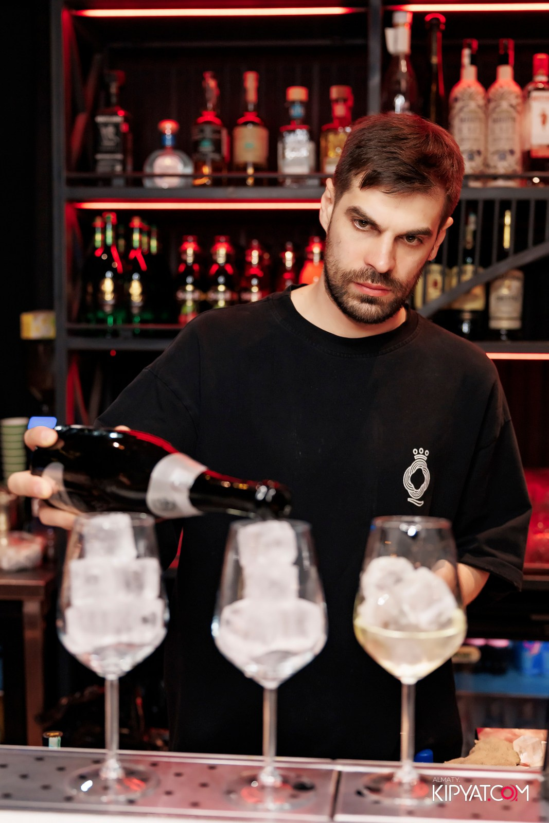 QUEEN. КИПЯТКОМ АЛМАТЫ!