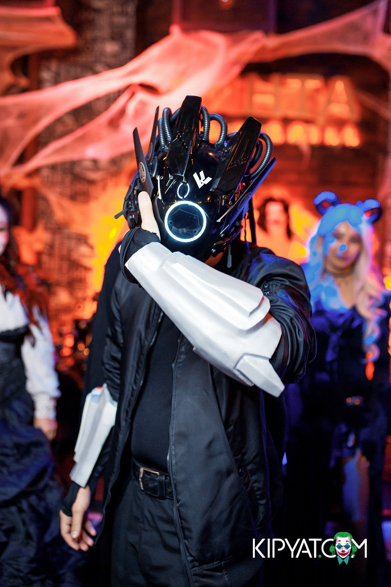 ПИНТА НА АЛТЫНСАРИНА. КИПЯТКОМ АЛМАТЫ!