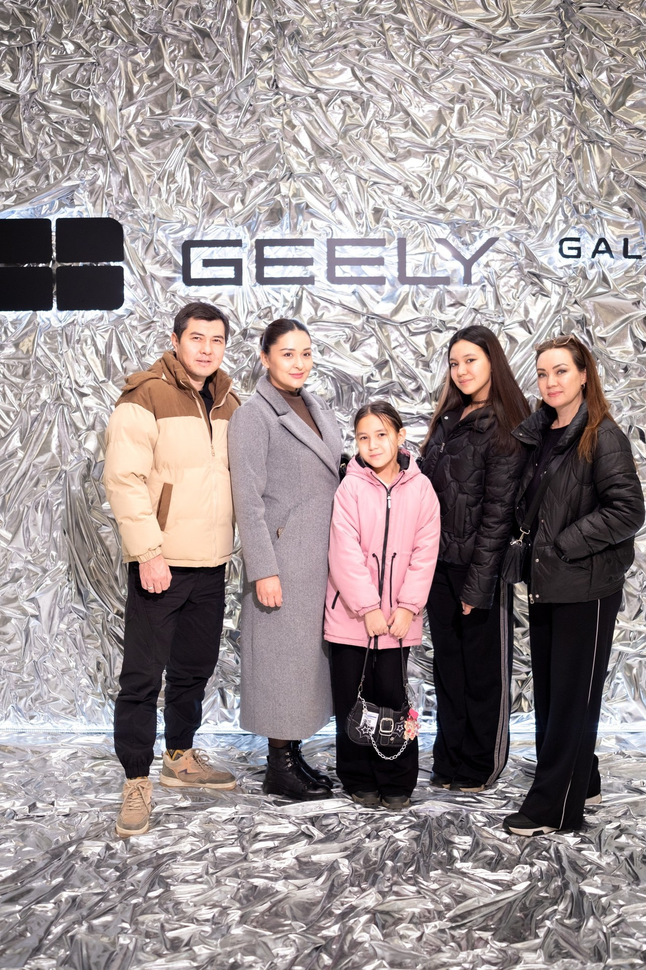 Отзывы. Портреты и репортажные съемки с душой: ваш уникальный момент в объективе Руфата, профессионального фотографа Алматы