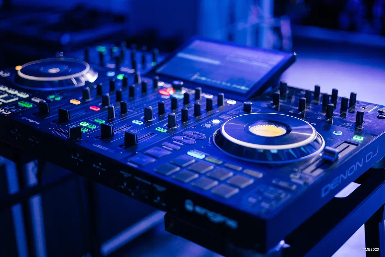 МОЛОДАЯ ВОЛНА.ДВИЖЕНИЕ ПЕРВЫХ'23. Дарья Нерсесян — фотограф в Ростове-на-Дону