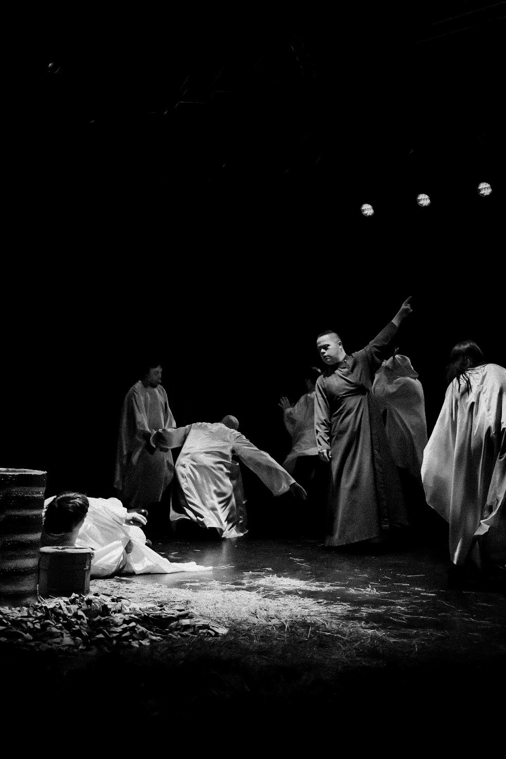 «The Debate between the Belly and the Death», March 14th 2022. Photographer in Israel Alice Milchin