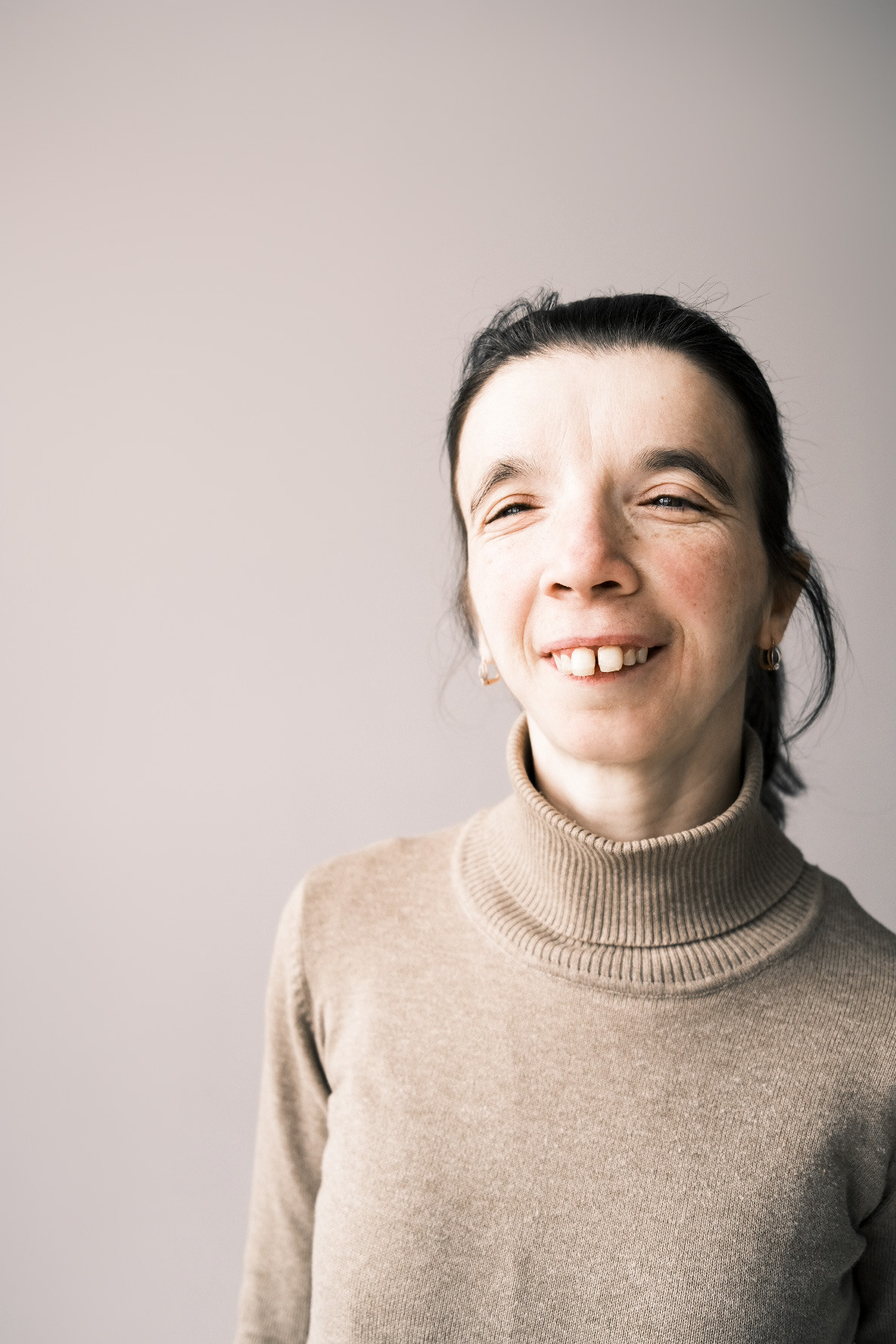 Portraits of the Simple-Hearted, April 2022. Photographer in Israel Alice Milchin