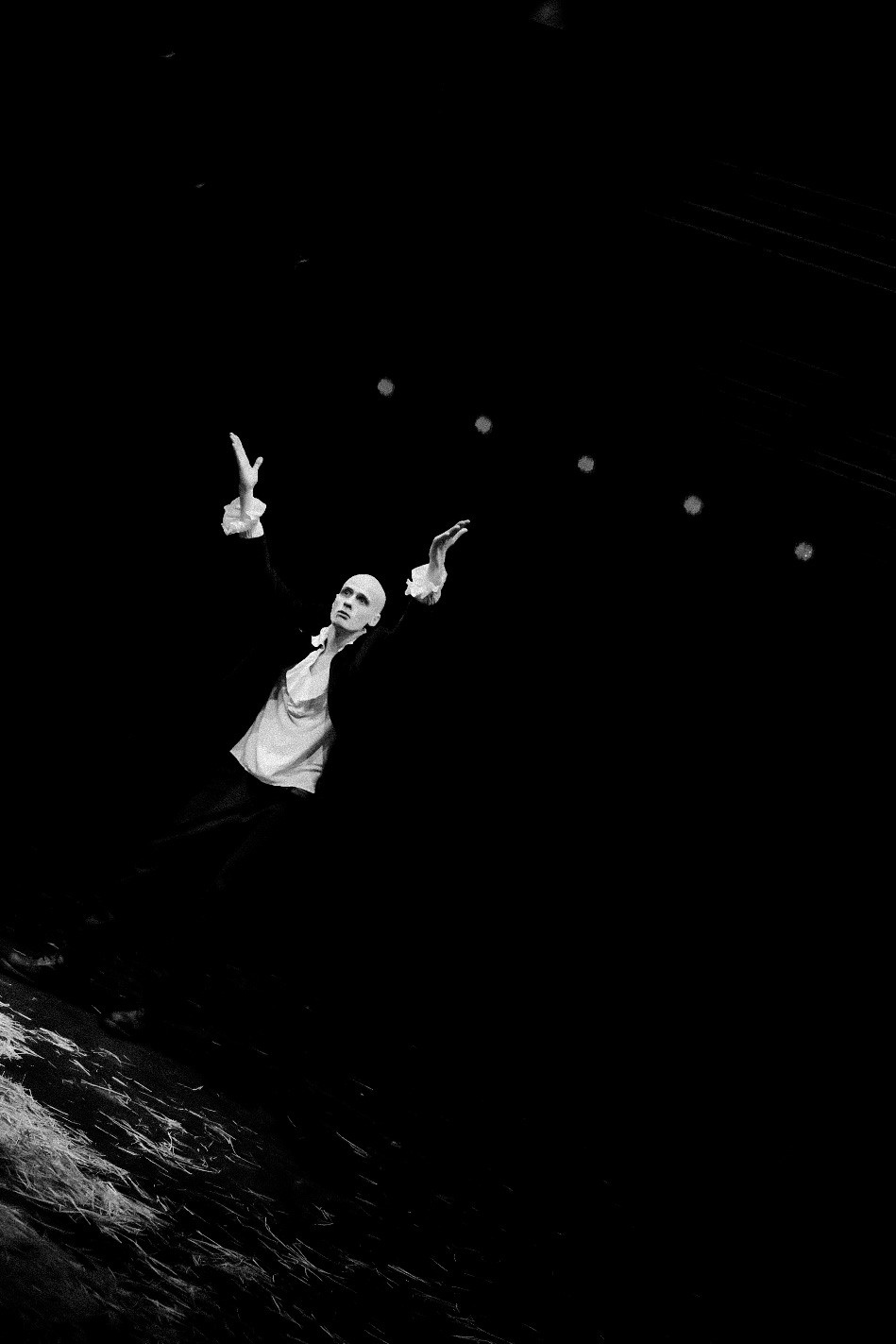 «The Debate between the Belly and the Death», March 14th 2022. Photographer in Israel Alice Milchin