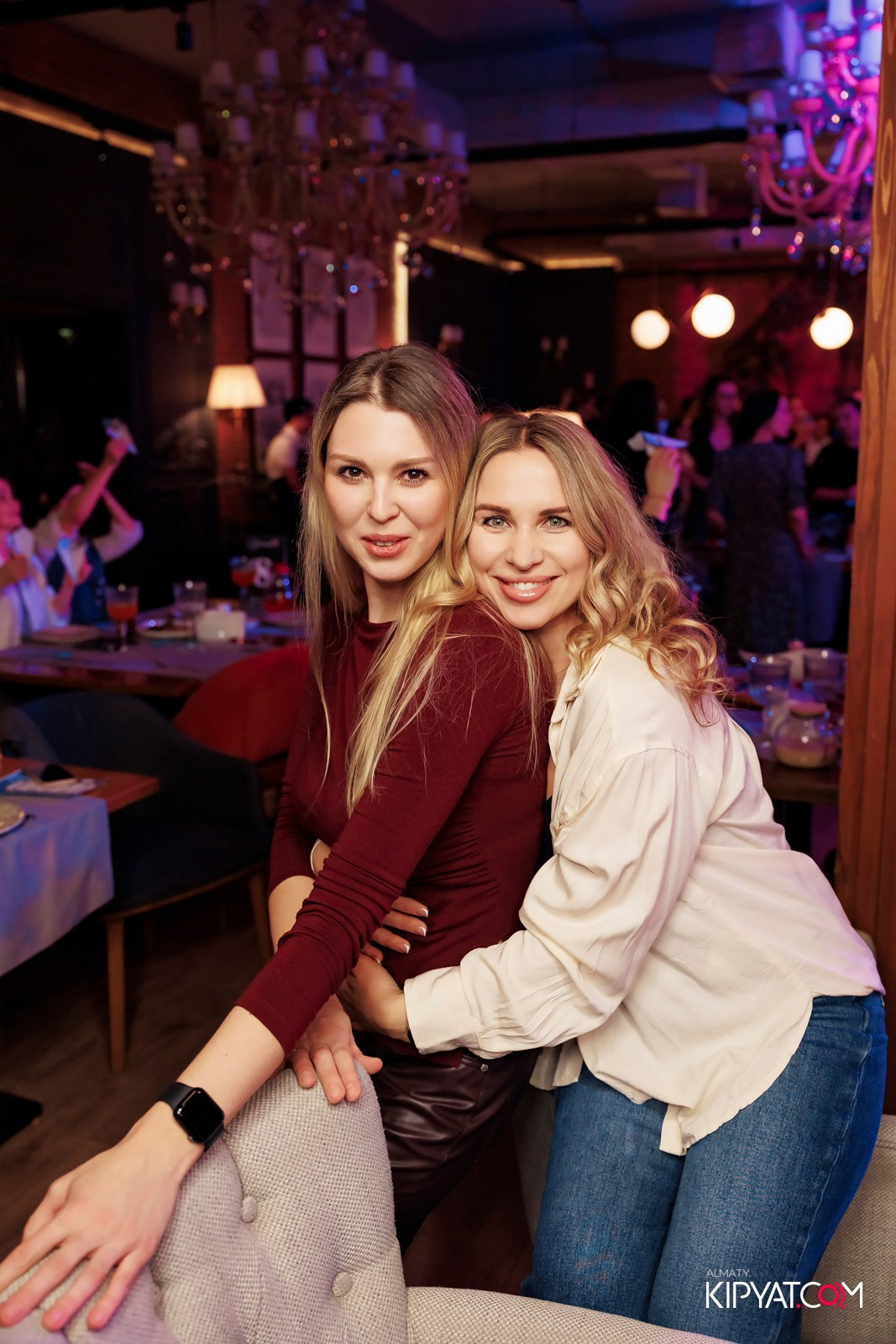 МУЗЫКАЛЬНОЕ ЛОТО В CAVIAR. КИПЯТКОМ АЛМАТЫ! Фотосъемка мероприятий в Алматы