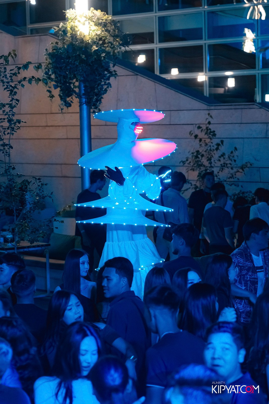 EVENT BAR. КИПЯТКОМ АЛМАТЫ!