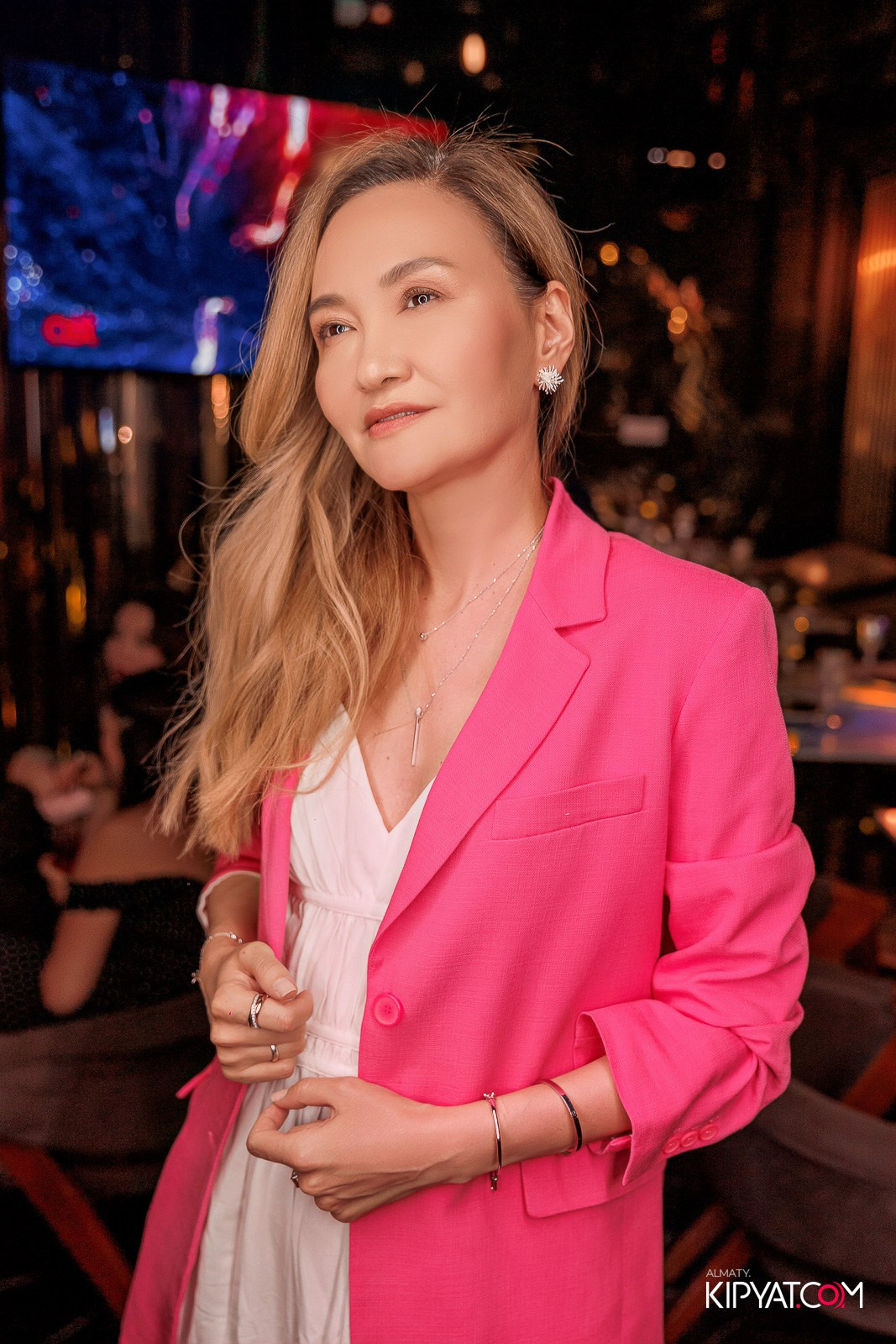 MOOD KARAOKE & TERRACE. КИПЯТКОМ АЛМАТЫ!