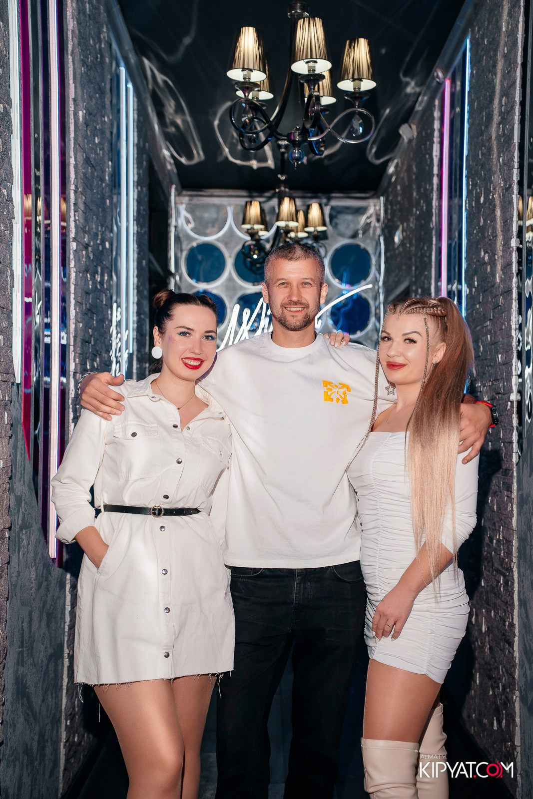 УХО И МЕДВЕДЬ НА ГАГАРИНА. КИПЯТКОМ АЛМАТЫ! Фотосъемка мероприятий в Алматы