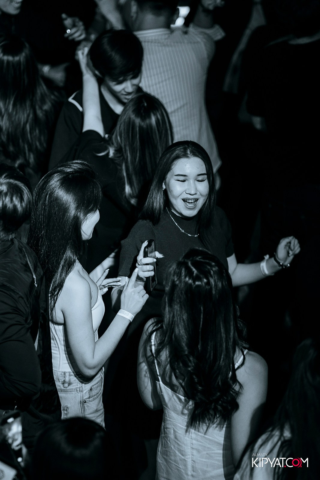 EVENT BAR. КИПЯТКОМ АЛМАТЫ!