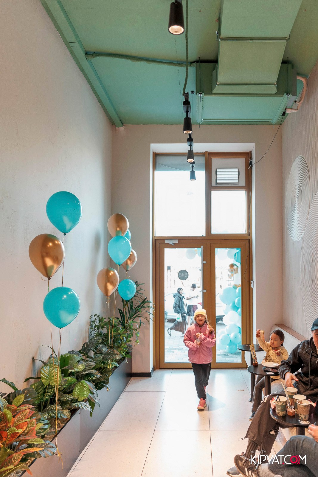 ОТКРЫТИЕ COFFEE SHAKE АСЫЛ ТАС. КИПЯТКОМ АЛМАТЫ!