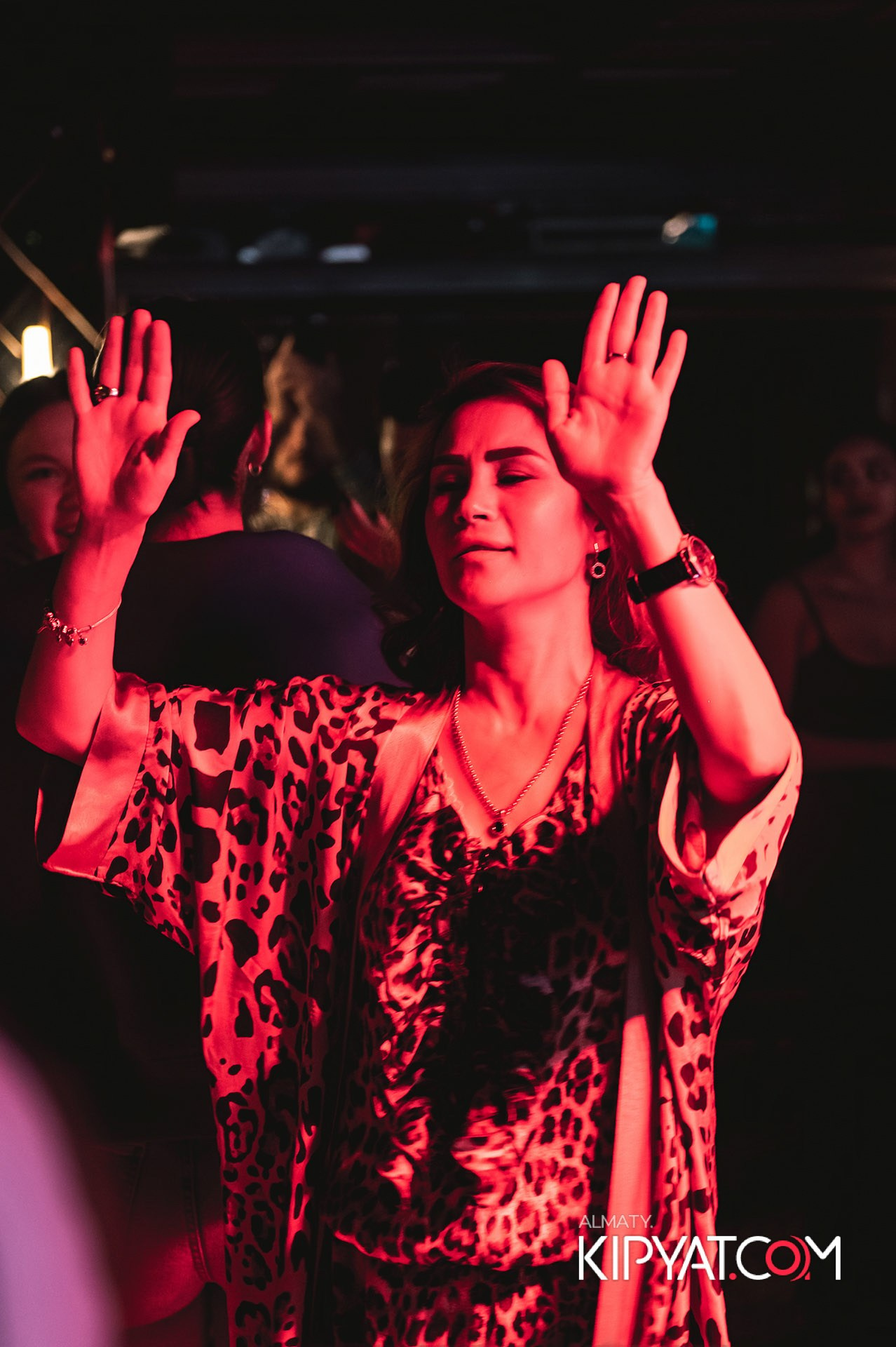 Monroe. КИПЯТКОМ АЛМАТЫ!