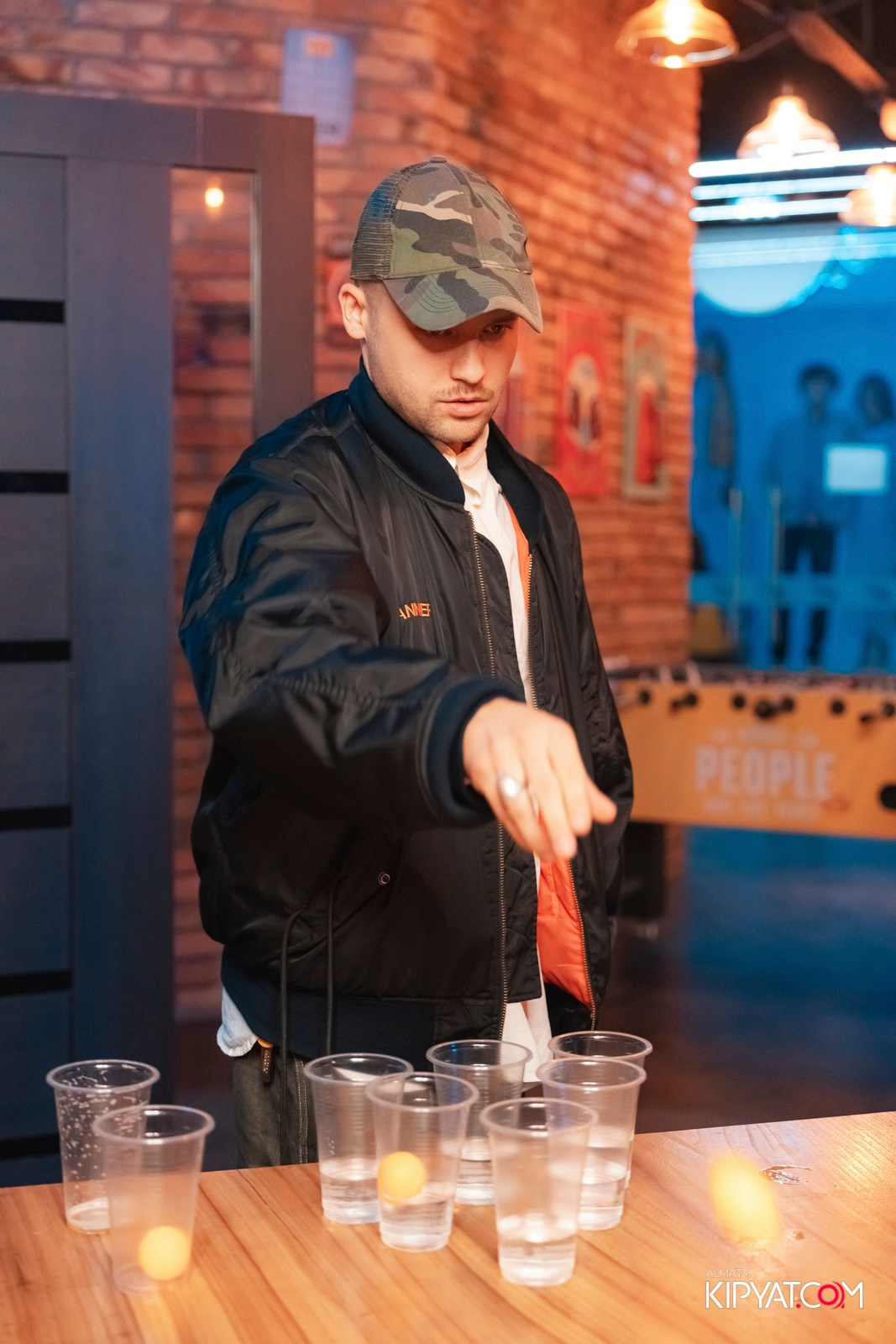 HARVEY'S PUB. КИПЯТКОМ АЛМАТЫ!