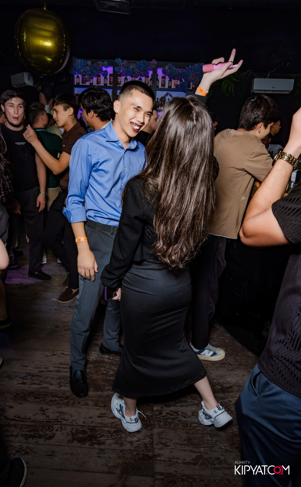 UYAT EMES BAR. КИПЯТКОМ АЛМАТЫ!