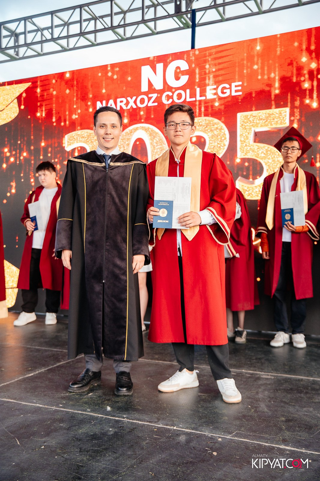 ВРУЧЕНИЕ ДИПЛОМОВ — НАРХОЗ КОЛЛЕДЖ. Part 4. КИПЯТКОМ АЛМАТЫ!
