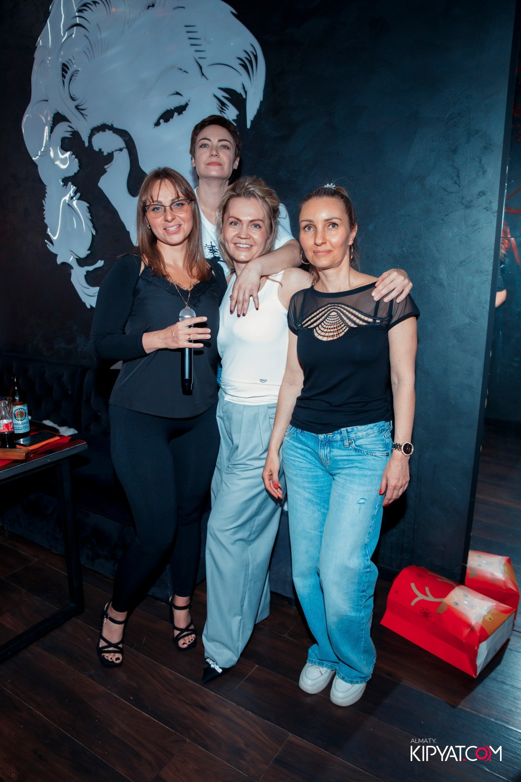 УХО И МЕДВЕДЬ НА САИНА. КИПЯТКОМ АЛМАТЫ! Фотосъемка мероприятий в Алматы