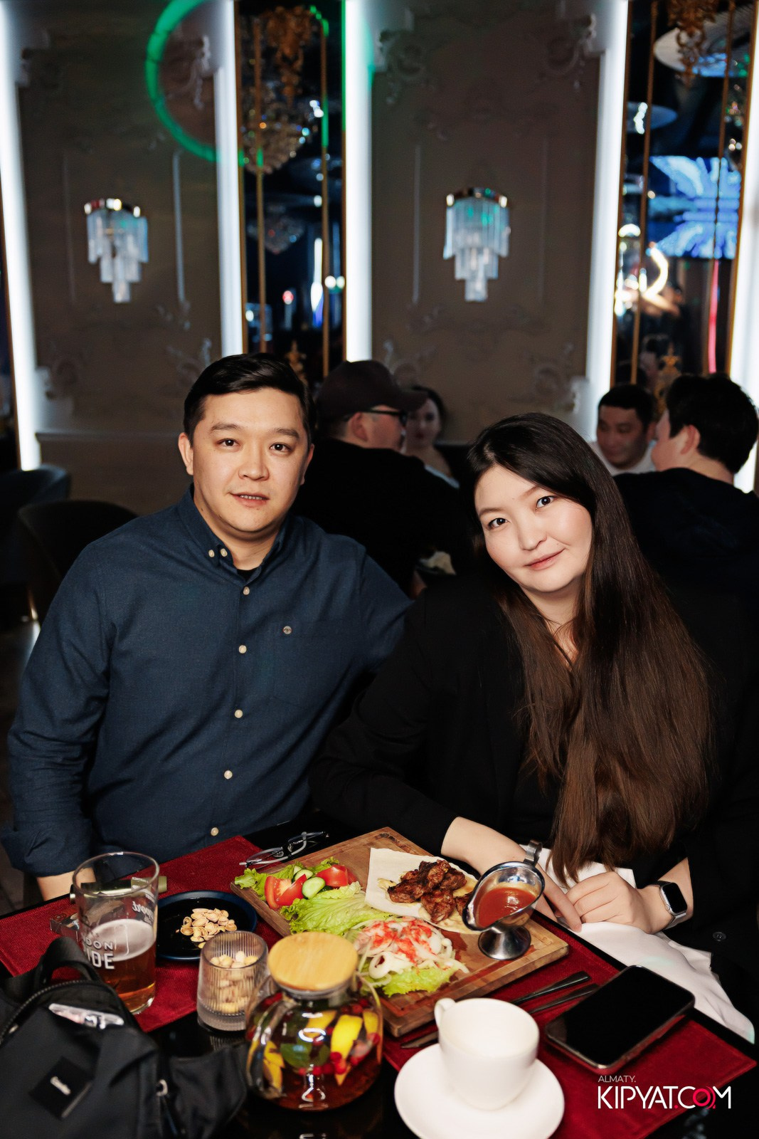 ЗАЯ, НА БИС. КИПЯТКОМ АЛМАТЫ!