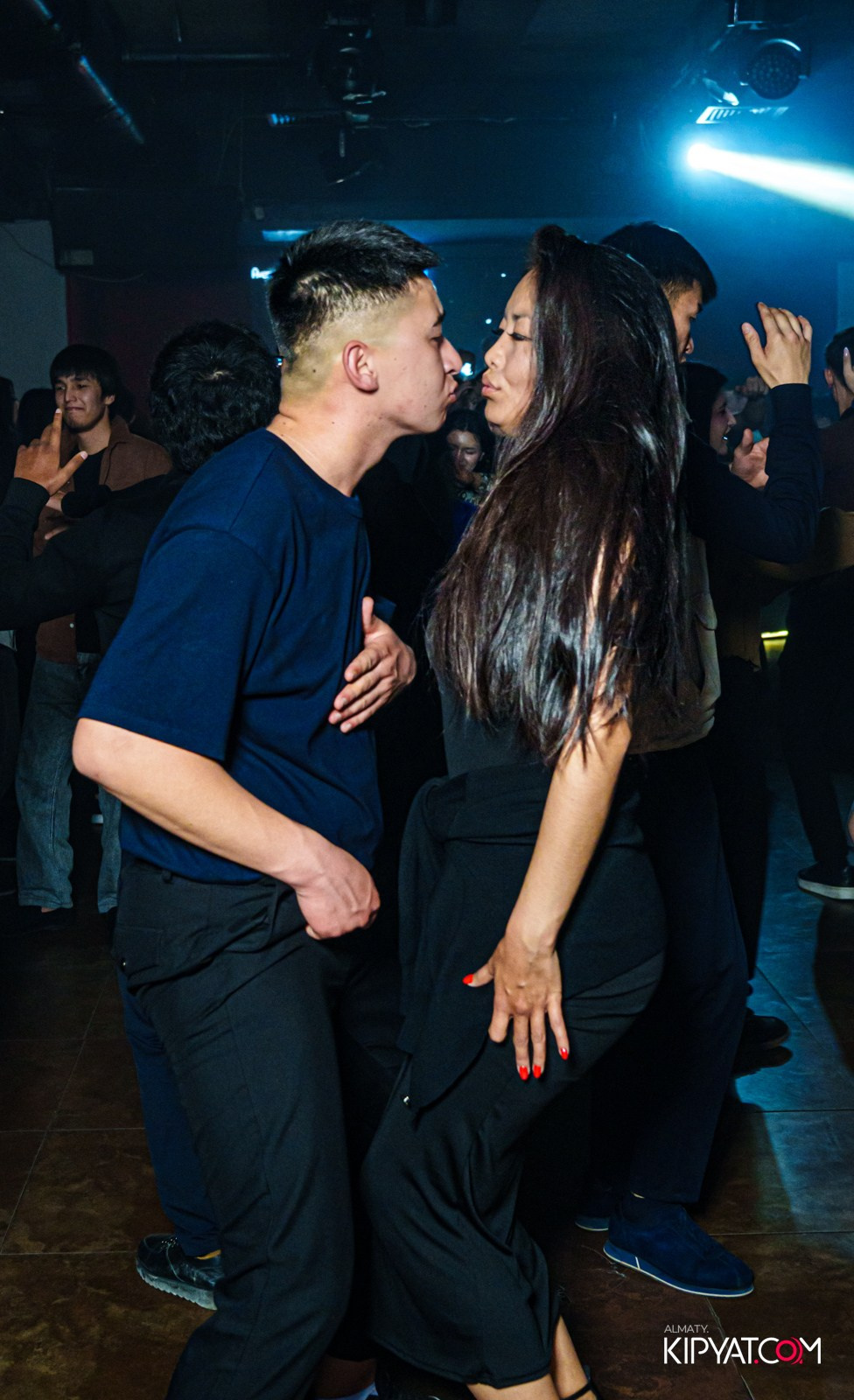 ARAGOSTA DISCO BAR. КИПЯТКОМ АЛМАТЫ!