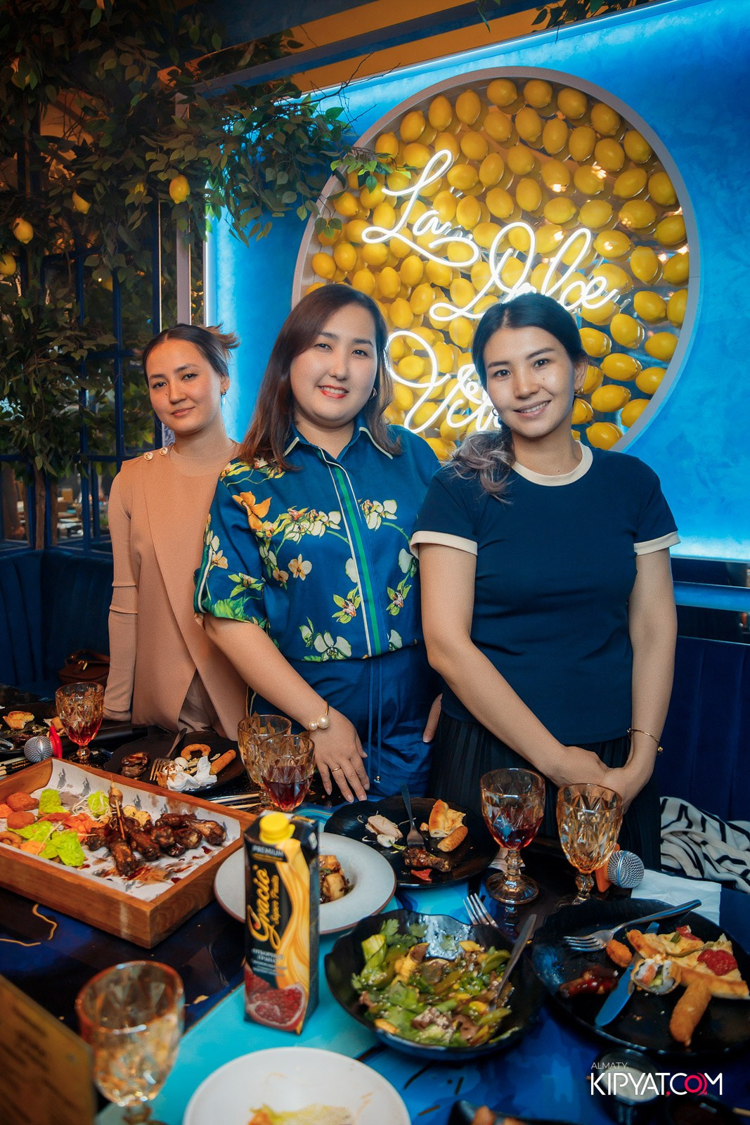 УХО И МЕДВЕДЬ НА ГАГАРИНА. КИПЯТКОМ АЛМАТЫ!