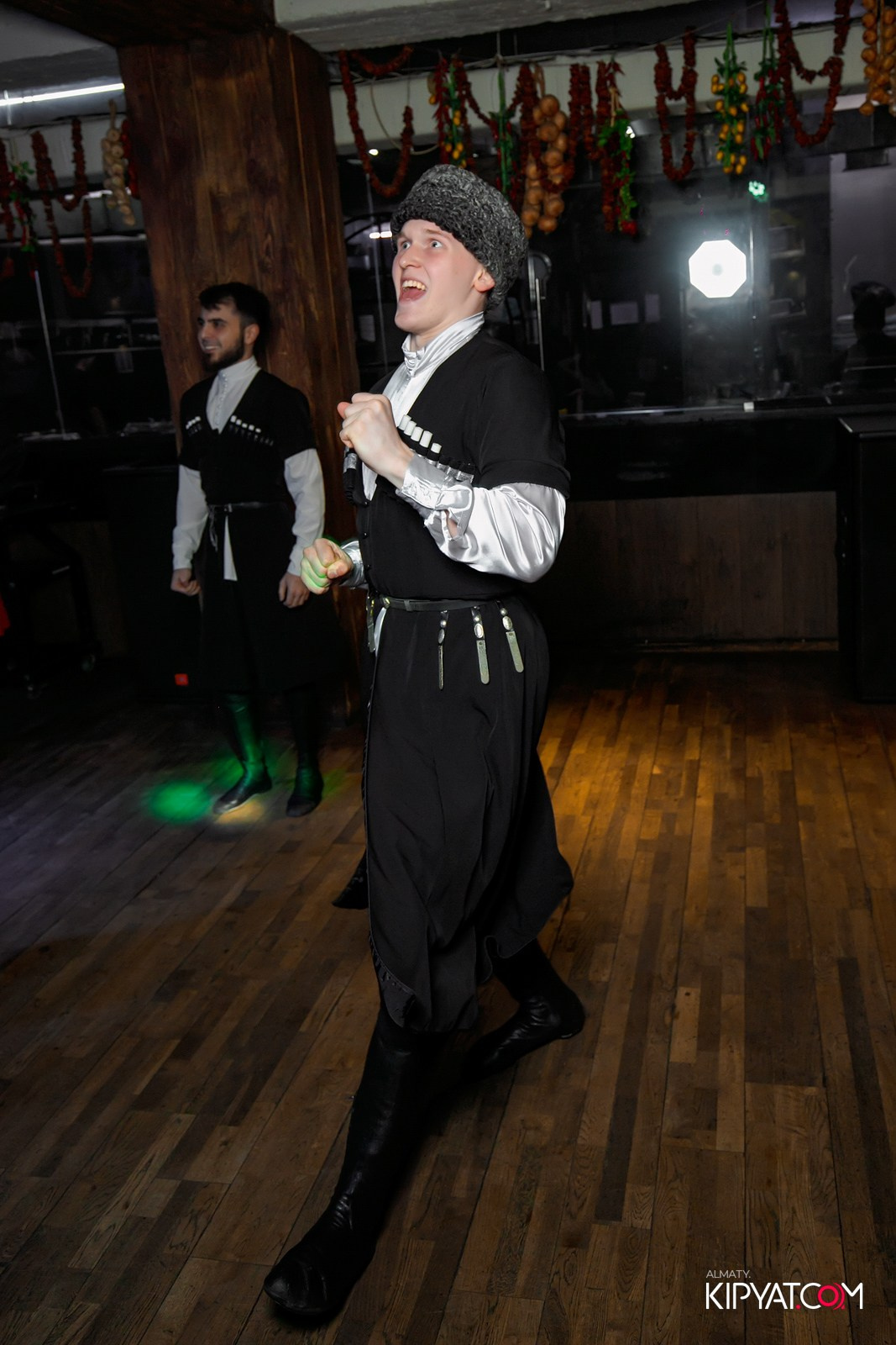 ВАХТАНГУРИ. КИПЯТКОМ АЛМАТЫ!