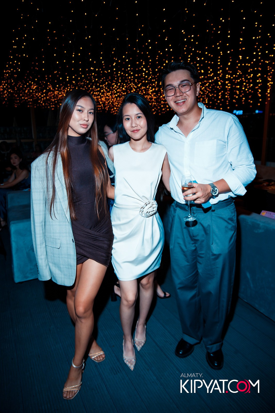 OBLAKO LOUNGE BAR. КИПЯТКОМ АЛМАТЫ!