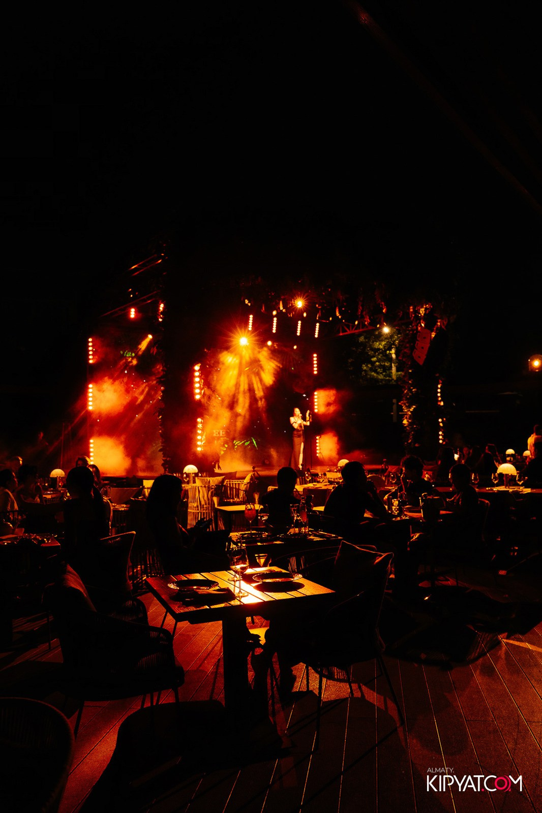 QUEEN. КИПЯТКОМ АЛМАТЫ!