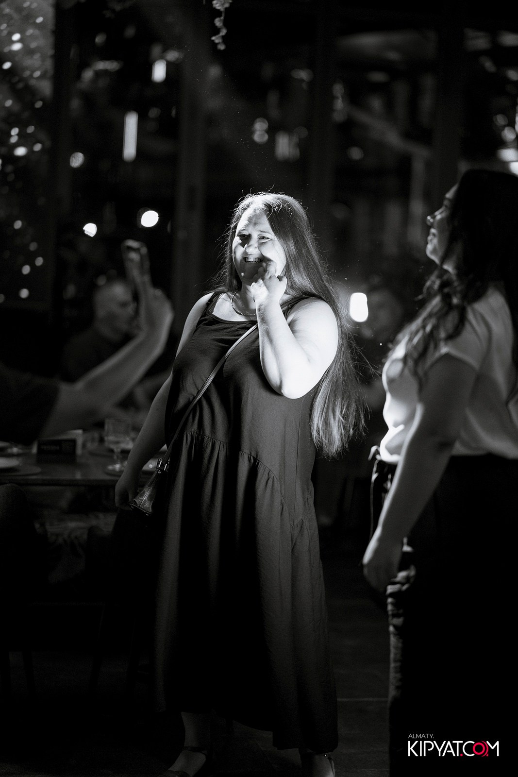 FRIENDS BAR & TERRACE. КИПЯТКОМ АЛМАТЫ! Фотосъемка мероприятий в Алматы