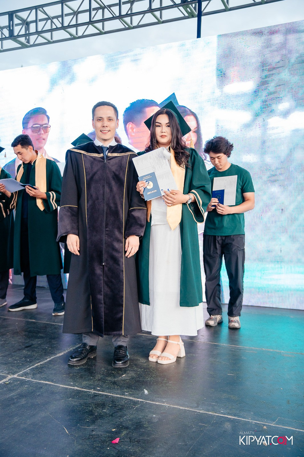 ВРУЧЕНИЕ ДИПЛОМОВ — НАРХОЗ КОЛЛЕДЖ. Part 4. КИПЯТКОМ АЛМАТЫ!