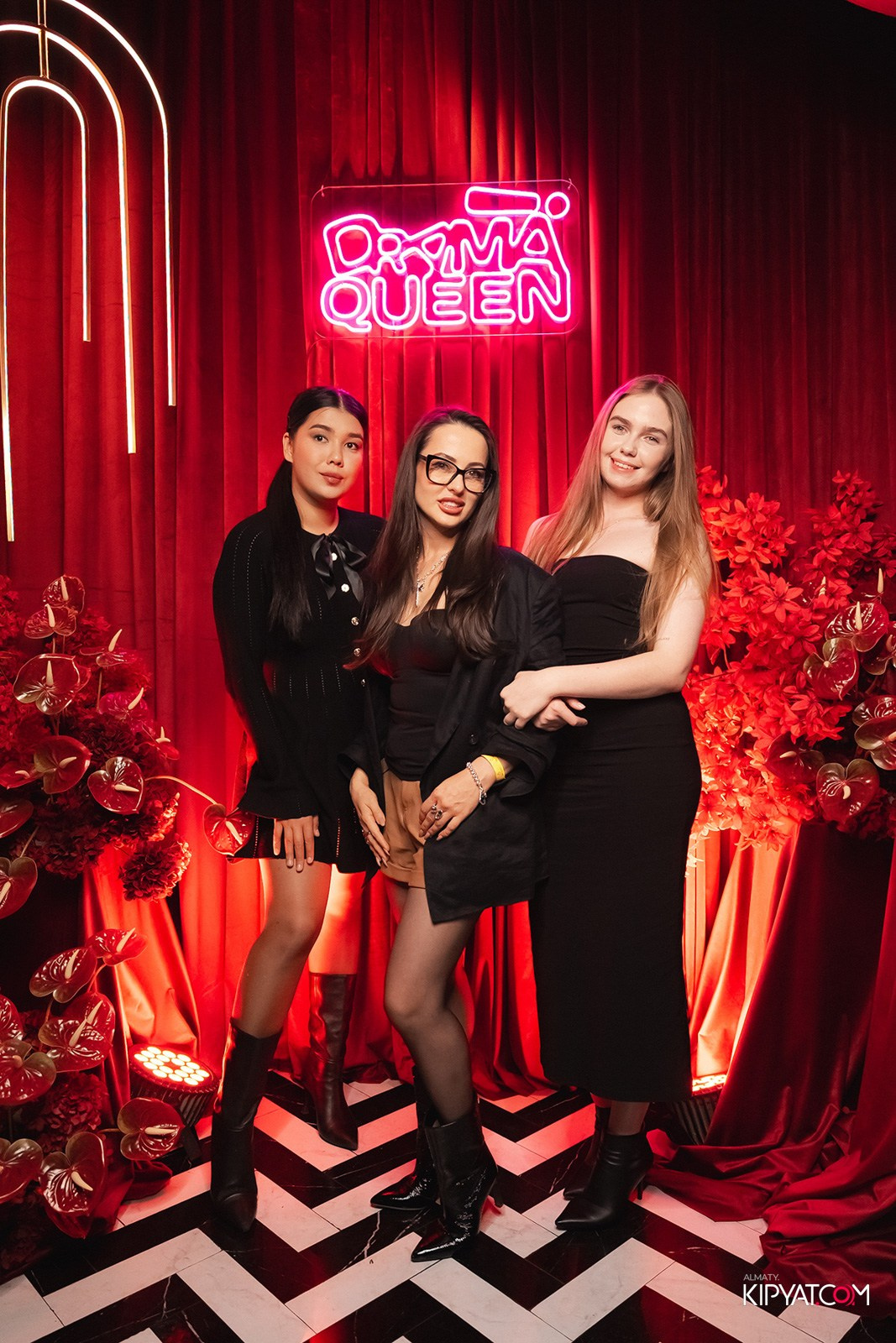 QUEEN. КИПЯТКОМ АЛМАТЫ!