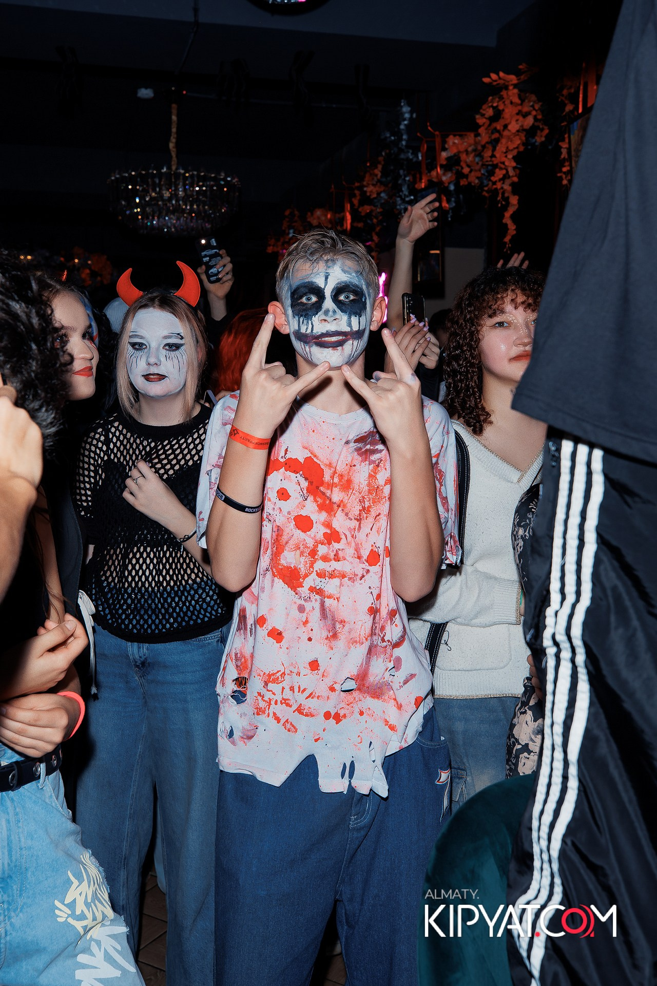 KRASNOFF PARTY ROCKY HORROR BAR. КИПЯТКОМ АЛМАТЫ!