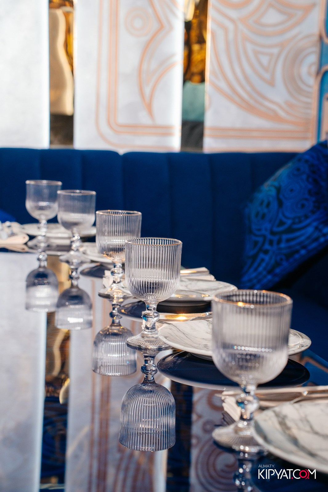 MOOD KARAOKE & TERRACE. КИПЯТКОМ АЛМАТЫ!