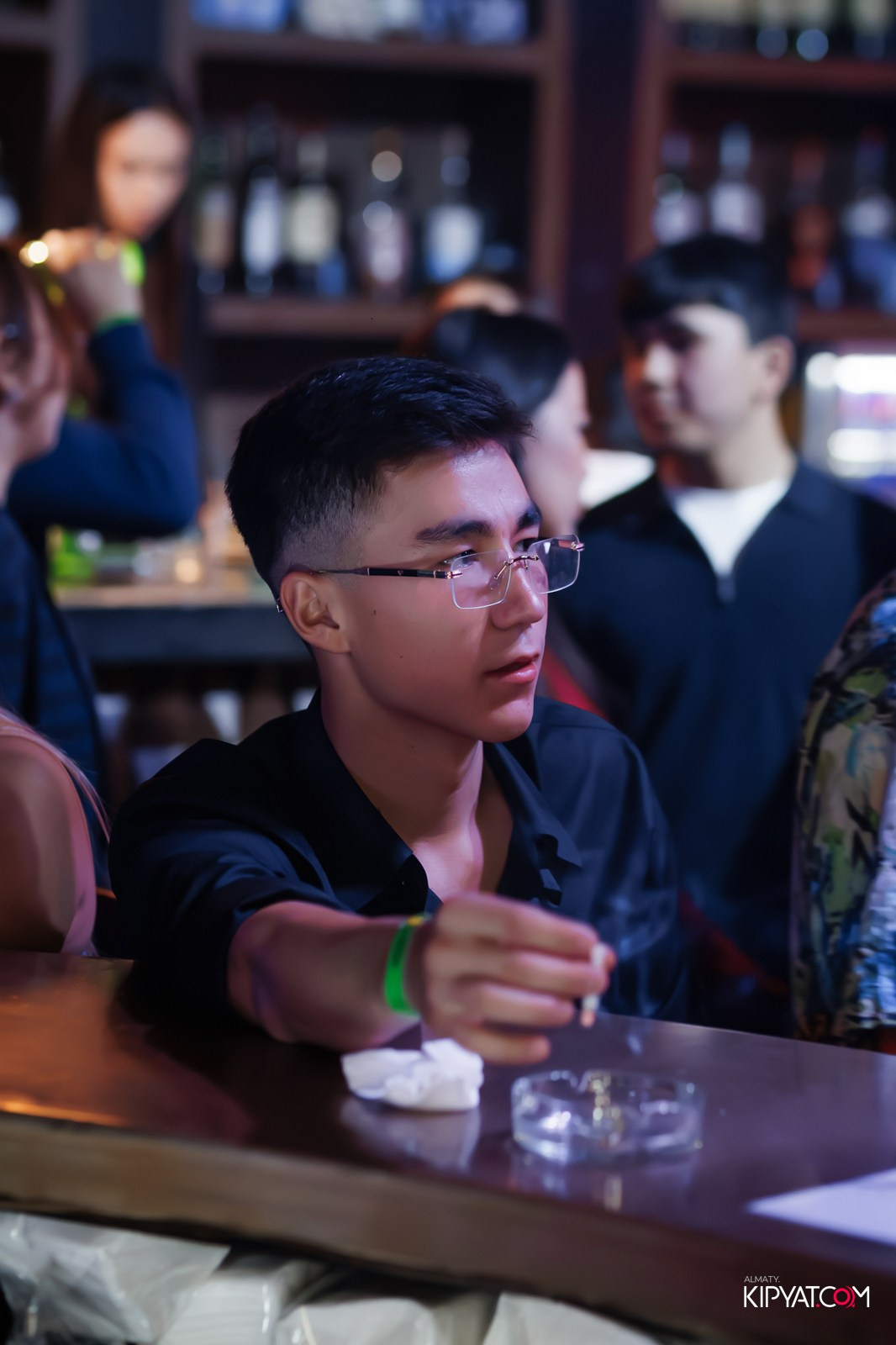 UYAT EMES BAR. КИПЯТКОМ АЛМАТЫ!