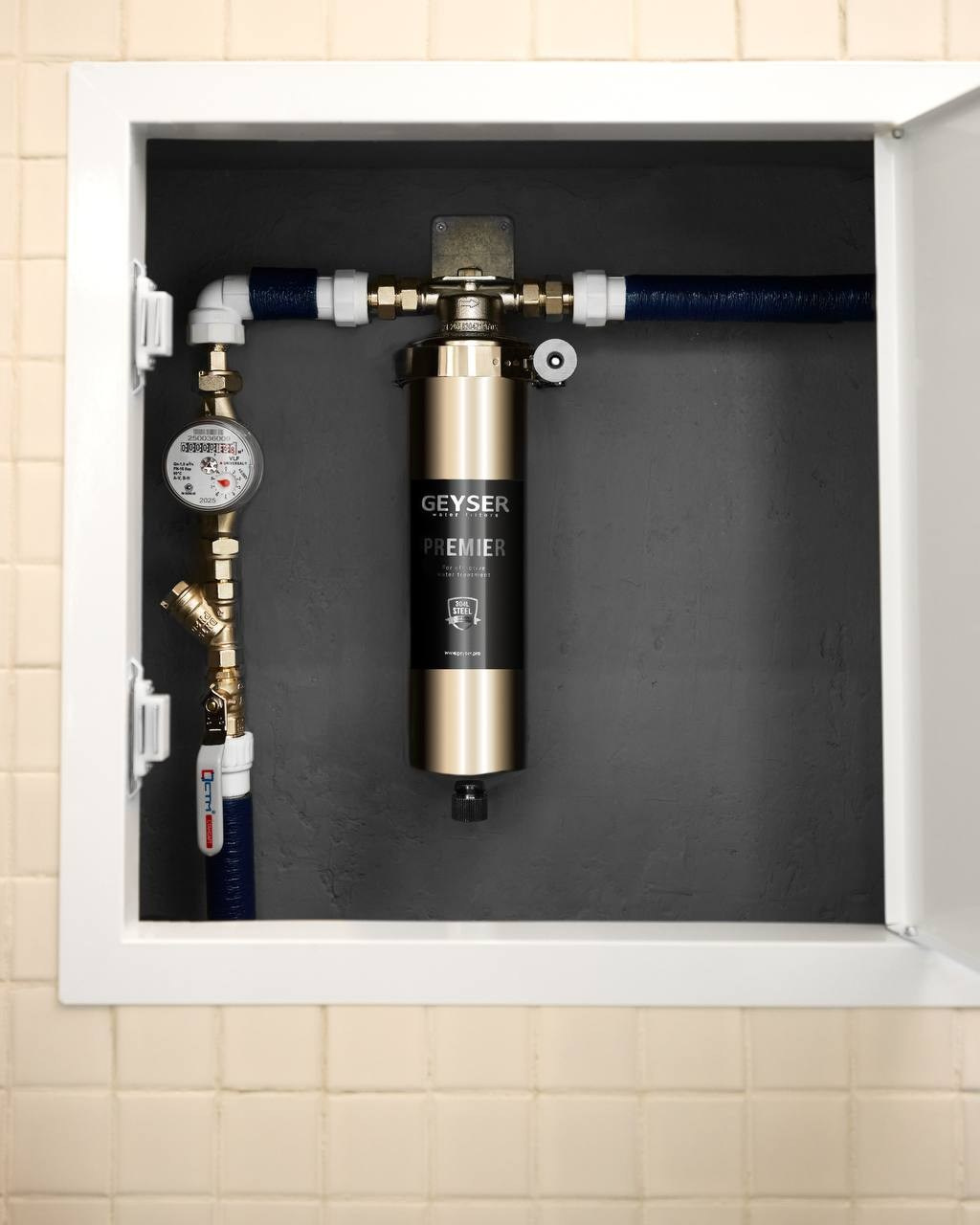 GEYSER. Святослав Лебедев | Рекламный фотограф — Коммерческая съемка, Арт-дирекшн, AI-интеграция