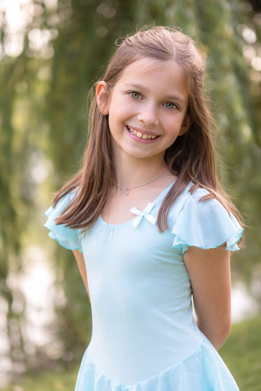 🌿 Семейная история Таи — нежность, движение и детство в каждом кадре. Семейный и детский фотограф в Москве Юлия