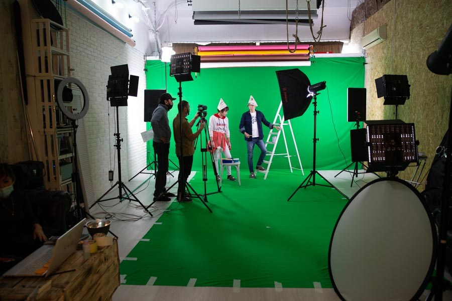 Хромакей. Фотостудия Алматы. Фотосъемка Алматы. Фотосессия Алматы. Фотокурсы. Обучение фотографии. Аренда студии