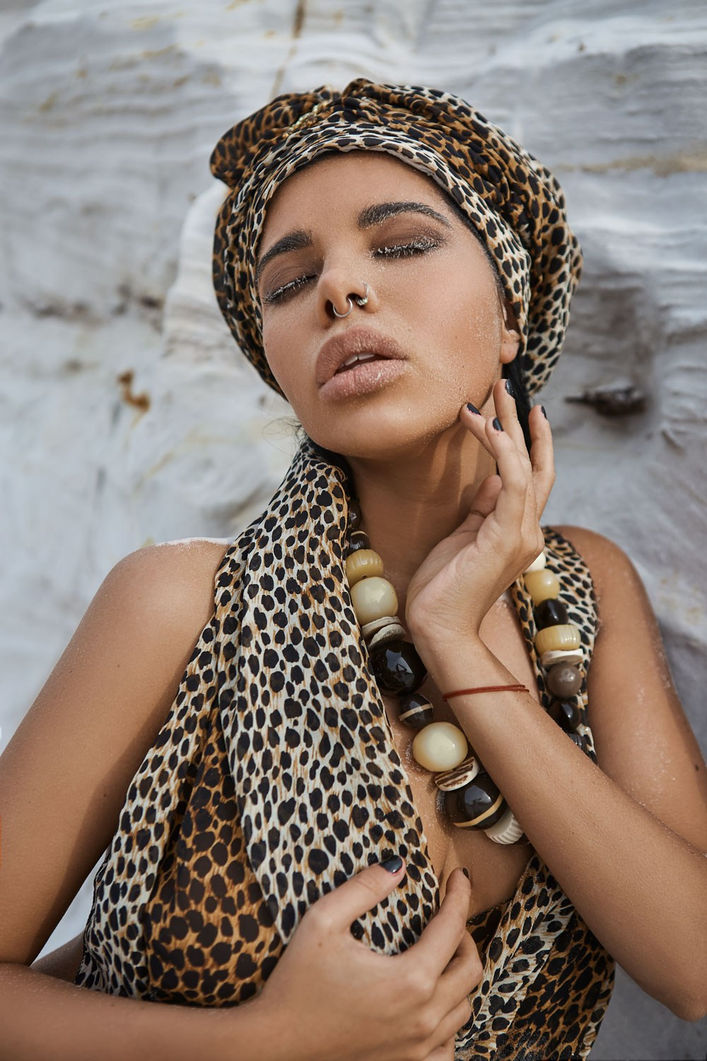 Модельная съемка в пустыне. Главная