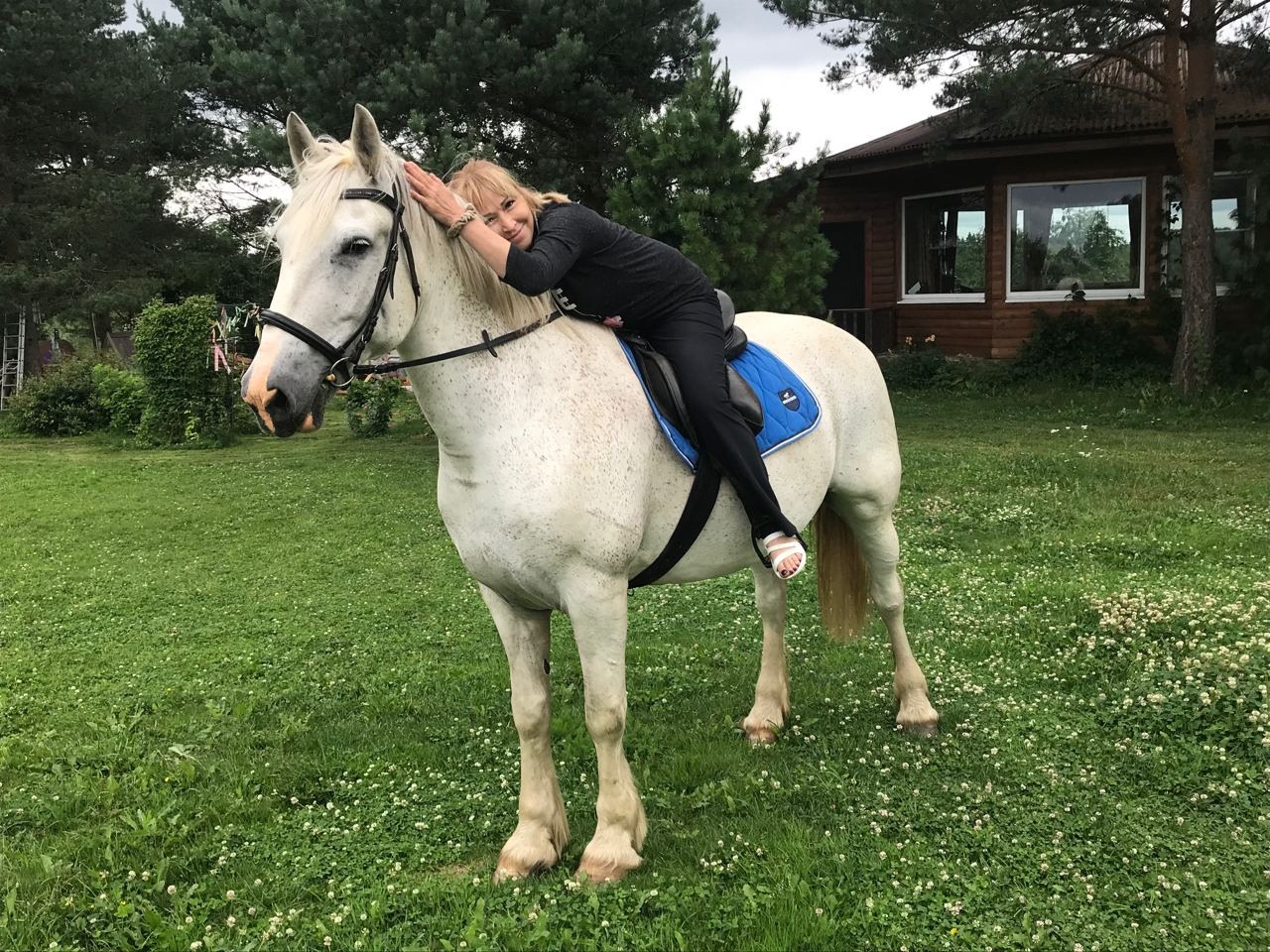 Команда экофермы Марии Гиппенрейтер. Эко отдых в Подмосковье в эко-отеле Марии Гиппенрейтер