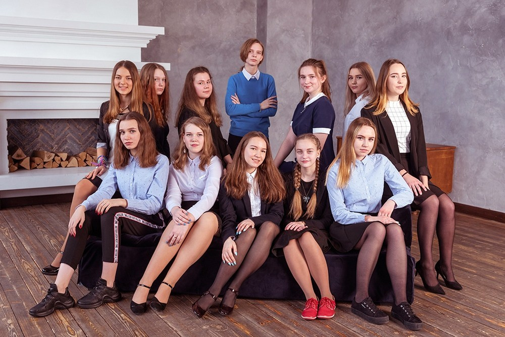 В школе. Выпускные альбомы СПБ. Фотограф в Садик и Школу