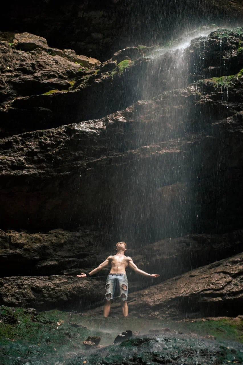 Горы Кавказа. Костюмер, художник кино и телевидения в спб