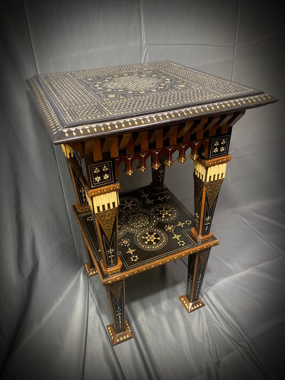 Карло Бугатти чайный столик