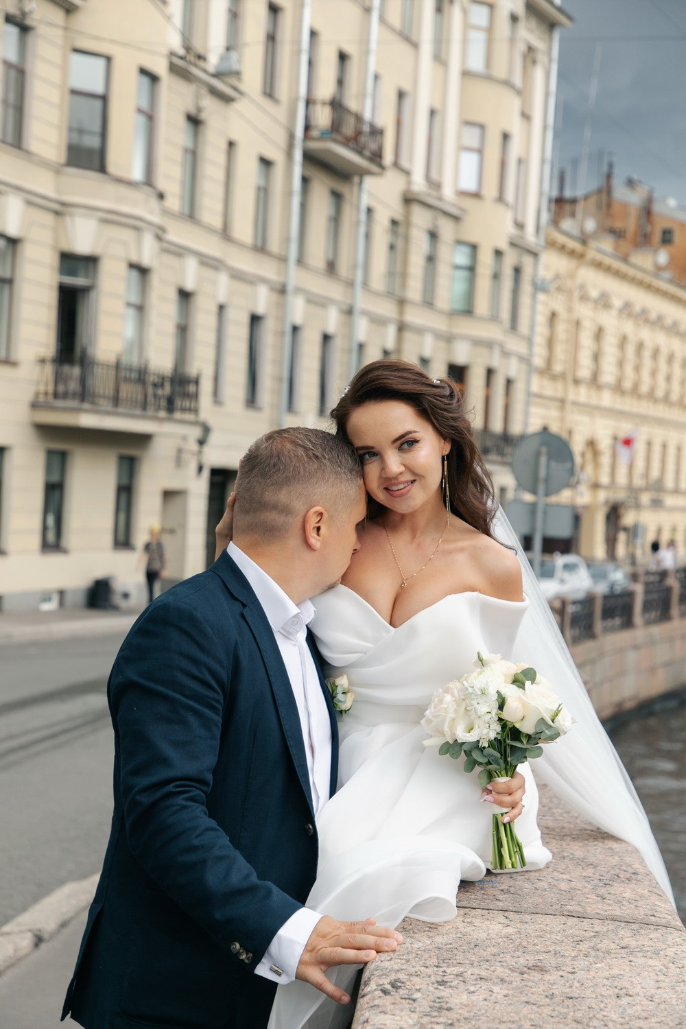 свадьба в спб заказать фотографа, где лучше провести свадьба в спб, свадебный банкетный зал какой выбрать, костюм на свадьбу жених, платье для невесты