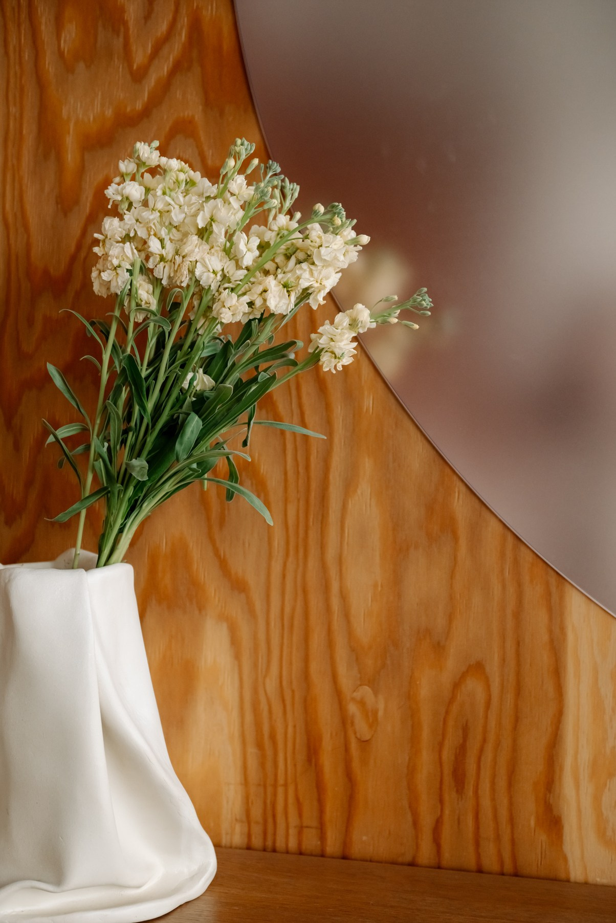 Индивидуальная. Деловой образ с цветами. Свадебный и сеейный фотограф в Санкт-Петербурге Елена Худякова