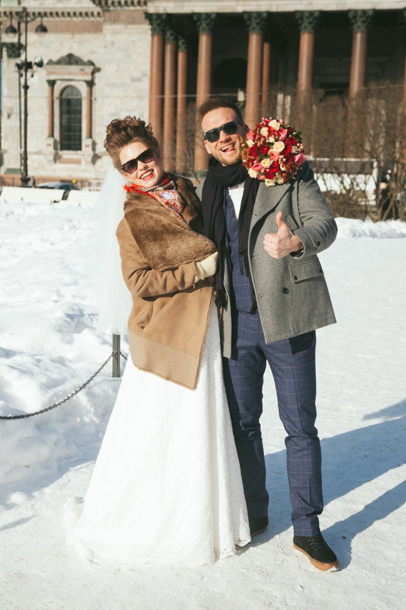 Зимняя свадебная фотосъемка в Санкт-Петербурге. Фотограф крещение венчание в Петербурге! Помогает подобрать храм и посоветовал душевного батюшку в СПб
